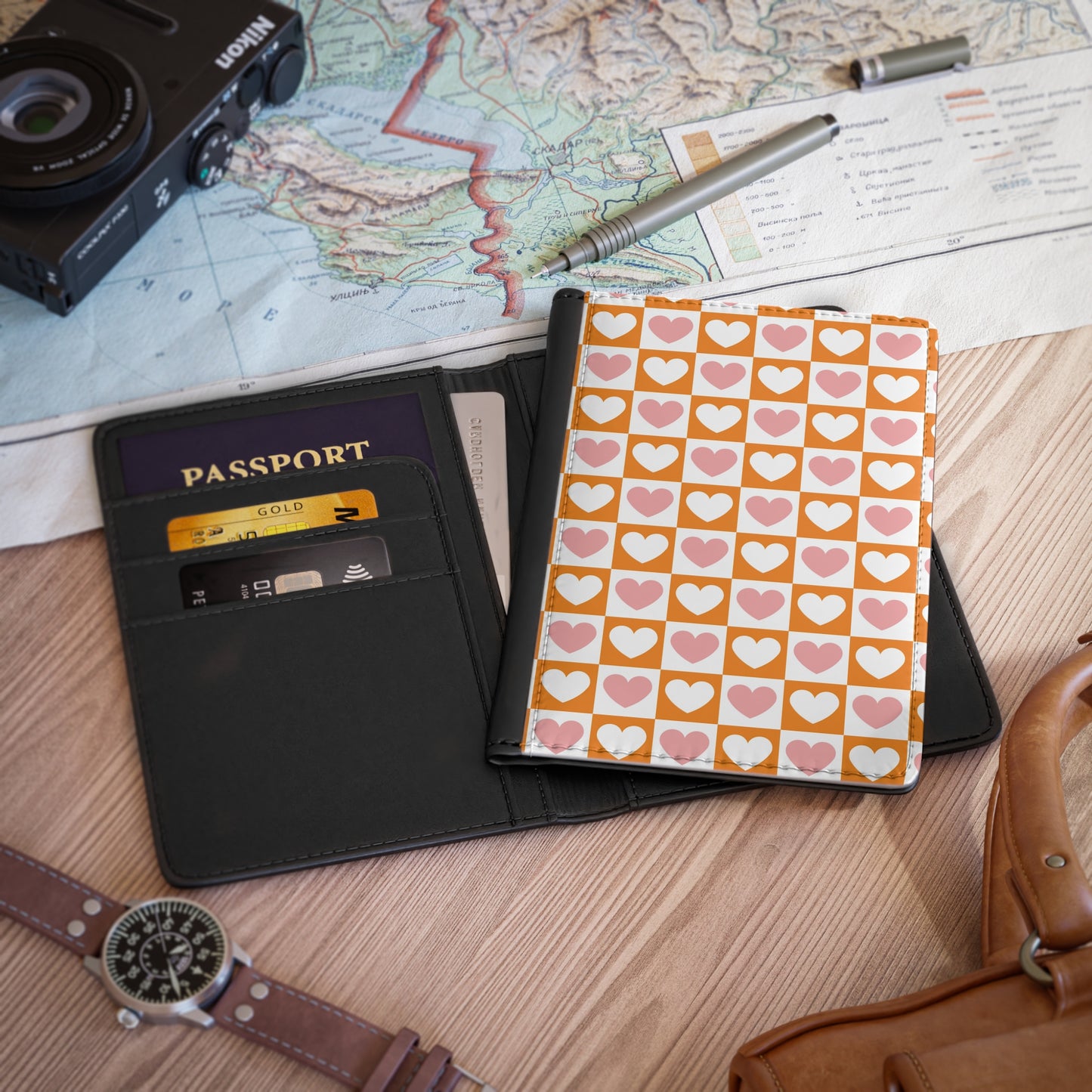 Funda de pasaporte con forma de corazón de colores